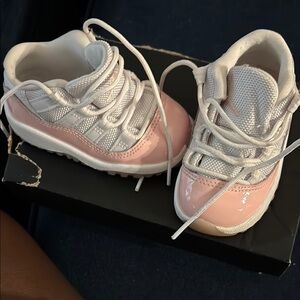 Jordan retro 11 low Pink